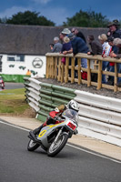 Vintage-motorcycle-club;eventdigitalimages;mallory-park;mallory-park-trackday-photographs;no-limits-trackdays;peter-wileman-photography;trackday-digital-images;trackday-photos;vmcc-festival-1000-bikes-photographs